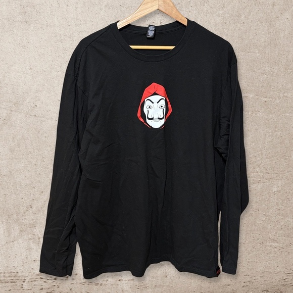 Graphic T Shirt - Picture 1 of 3